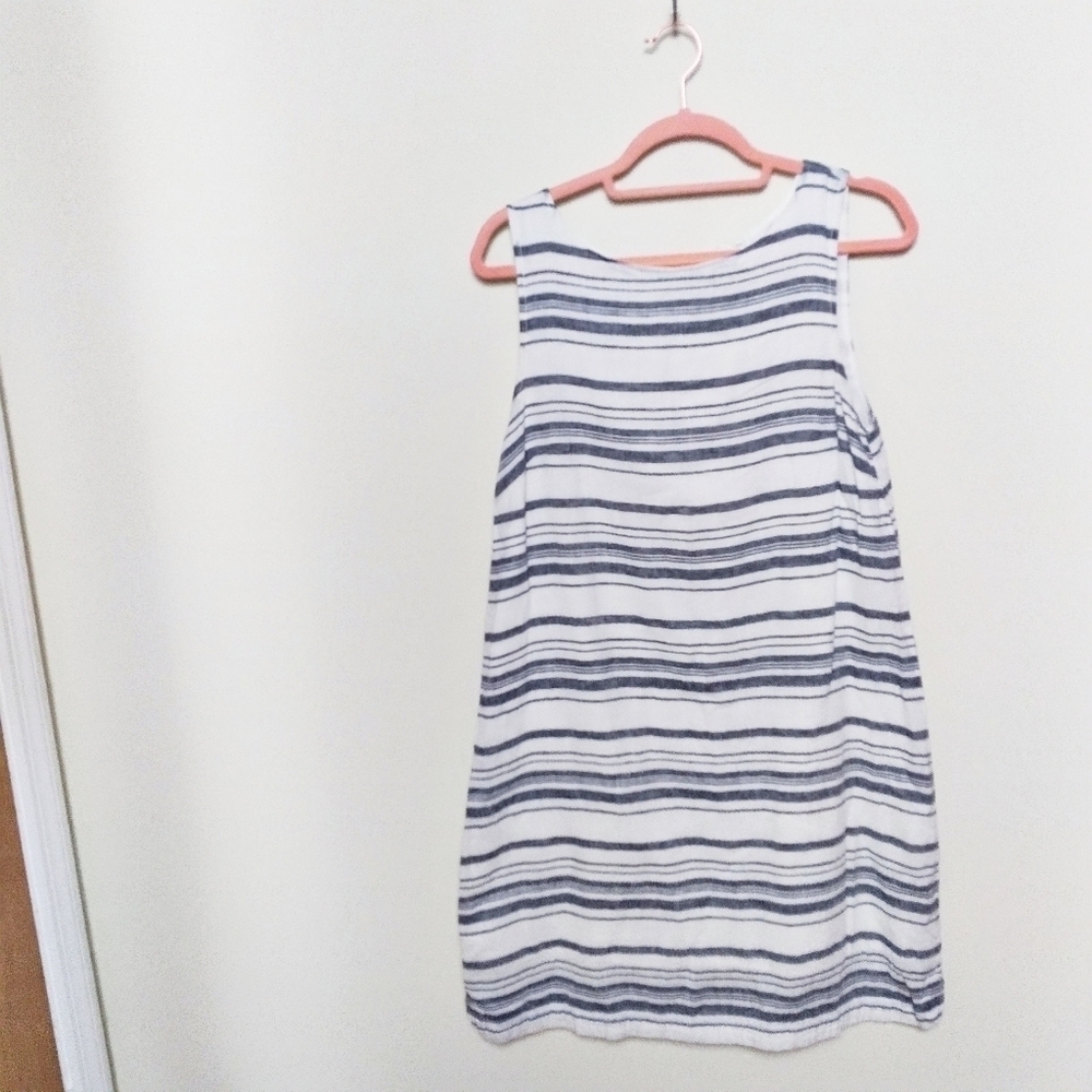 BeachLunchLounge Blue and White Striped Linen Blend Shift Dress Size Medium